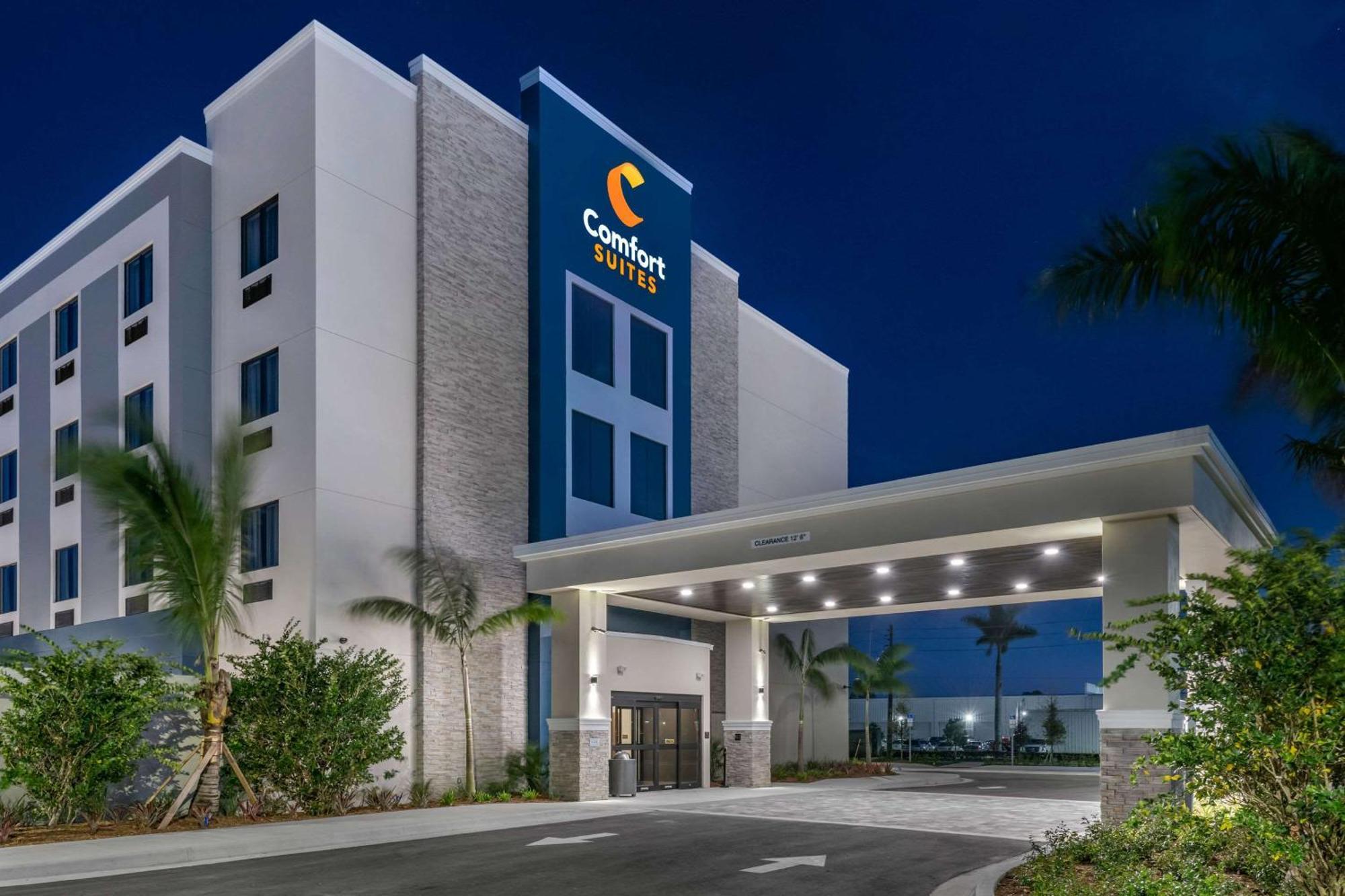 Comfort Suites Stuart-Hutchinson Island Exterior foto